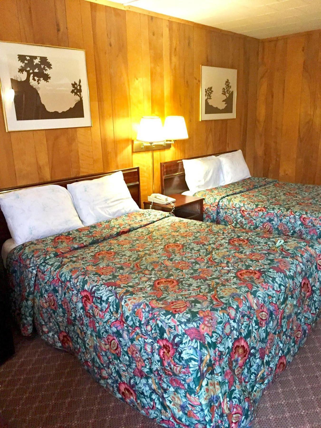 Travel Inn Westmoreland Buitenkant foto